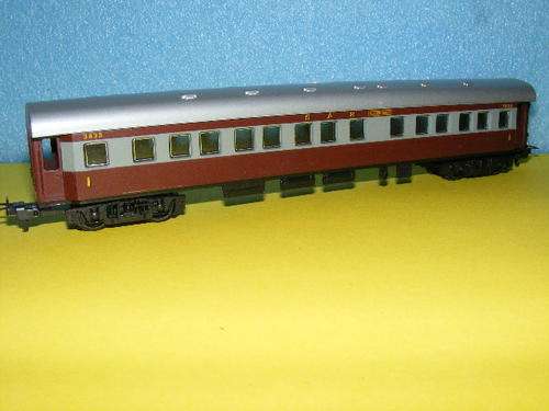 Lima HO SAR/SAS Trans Karoo 1 st Class Passenger Coach.