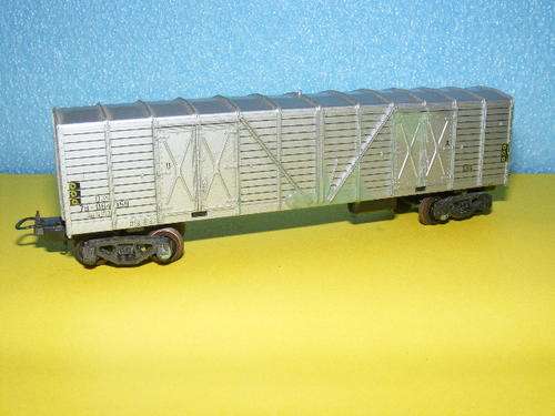 Lima HO SAR/SAR Silver Box Wagon.