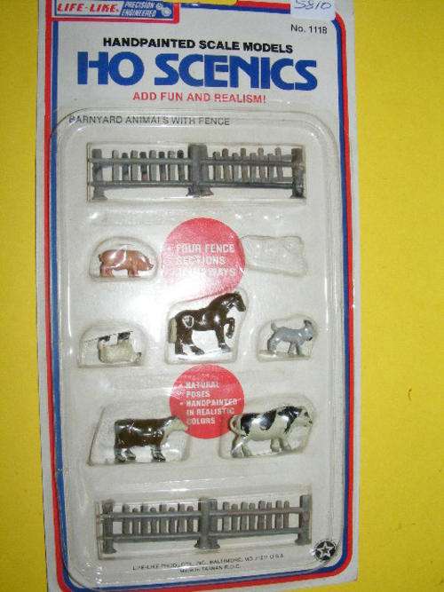 Life Like HO Farm Set