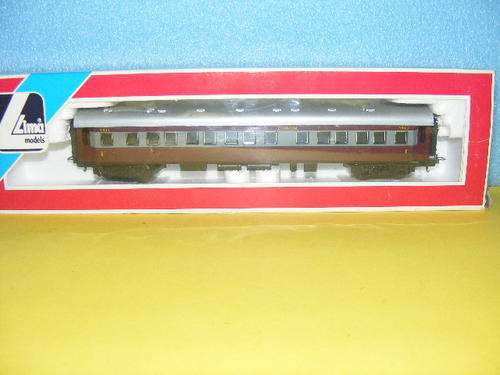 Lima HO SAR/ SAS Trans Karoo "Johannesburg" Passenger Coach (Boxed)