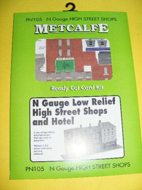 N Gauge Metcalfe High Street Shops and Hotel - Kit