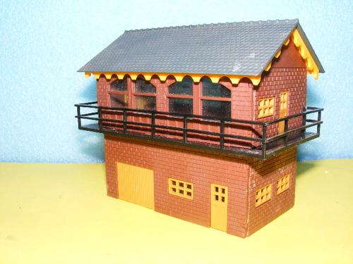 Lima HO Signal Tower