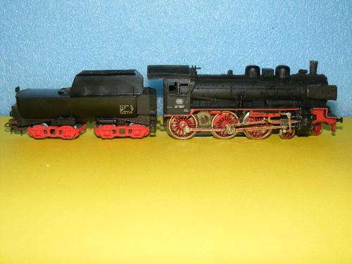 Marklin HO Steam Loco and Tender - For repairs.