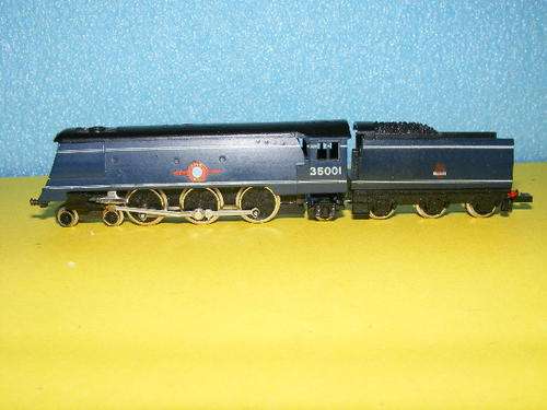 Graham Farish N-Gauge 4-6-2 Steam Loco and Tender.