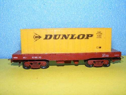 HO SAR/SAS Flatbed with container.