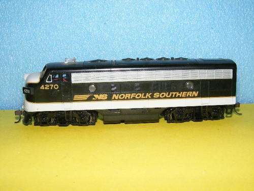 Bachmann HO Diesel Loco.