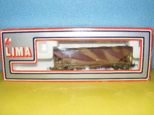 Lima HO SAR/SAS Grain Wagon (Boxed)