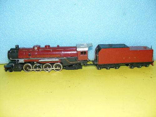 HO 2-8-2 Steam Loco and Tender - For spares/ Repairs