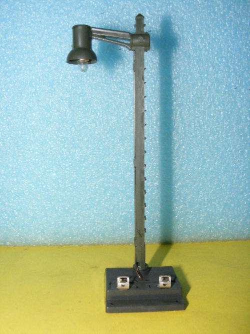 Lima HO Street Light.