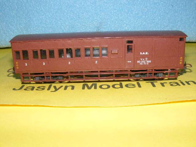 Lima HO SAR/ SAS V8 Guards Van