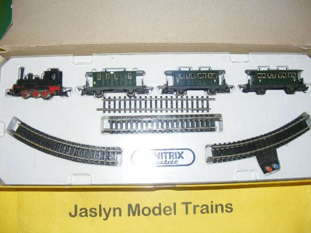 Mini Trix N Gauge Train Set,