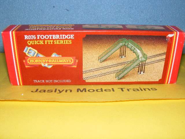 Hornby OO Footbridge (Boxed)