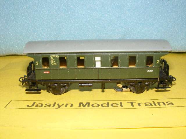 Marklin HO Passenger Coach with lights,