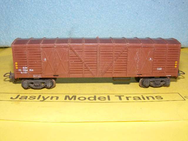 Lima HO SAR/ SAS Brown Box Wagon