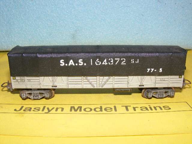 Lima HO SAR/ SAS Silver Box Wagon with Tarpaulin.