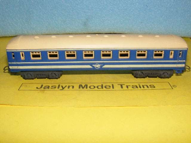 Lima HO SAR/ SAS Junior Blue Train Coach,