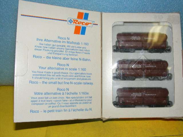 Roco N Gauge Hoppers x 3,
