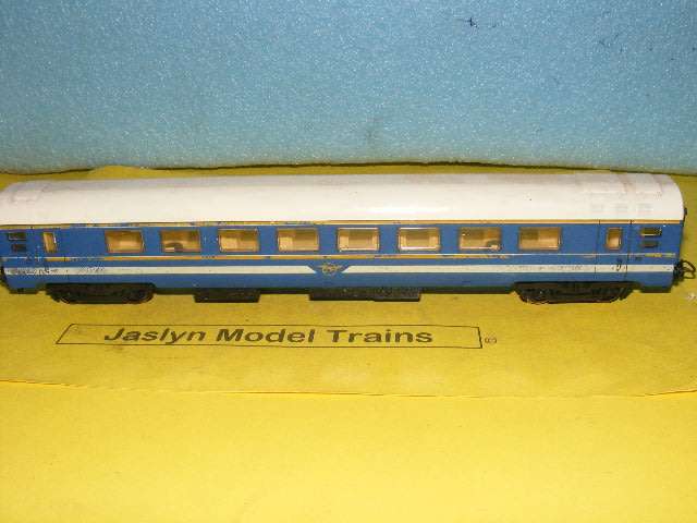Lima HO SAR/ SAS Blue Train Passenger Coach,