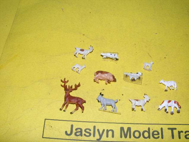 HO Job Lot Farm animals,