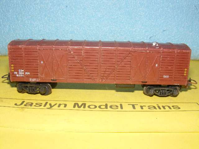 Lima HO SAR/ SAS Brown Box Wagon,