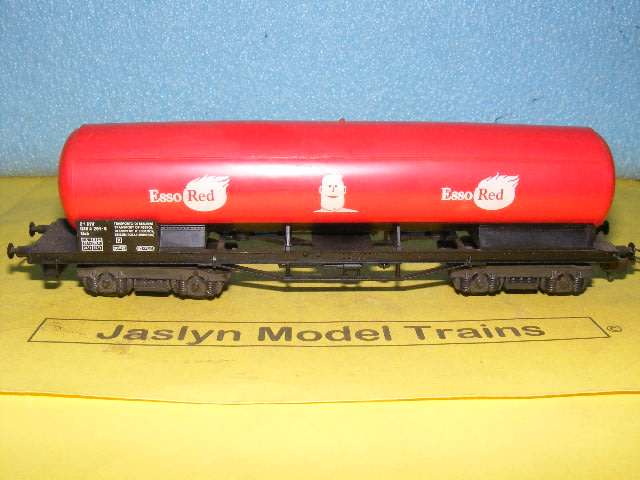 Lima HO Esso Red Tanker,