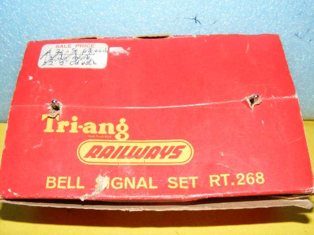 Tri-ang OO Bell Signal Set - Rare