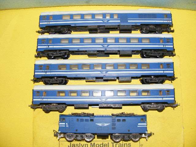 Lima HO SAR/ SAS Blue Train Set - White Decals,