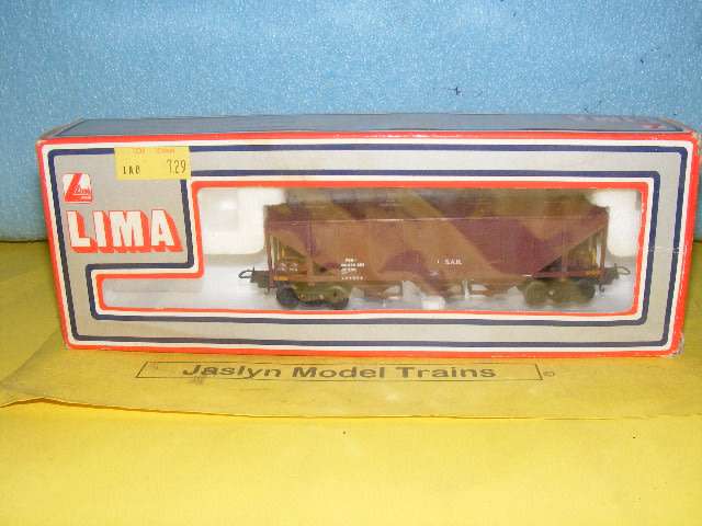 Lima HO SAR/ SAS Grain Wagon (Boxed)