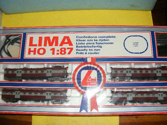Lima HO SAR/ SAS Suburban Train Set (Boxed)