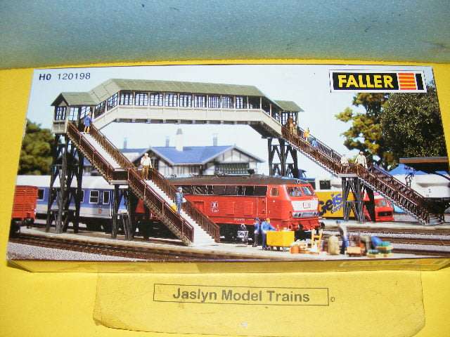 Faller HO Pedestrian Crossing,