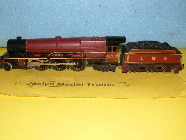 Hornby OO 4-6-2 Steam Loco and Tender,