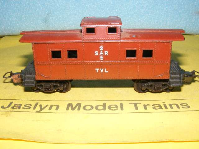 Life Like HO SAR/ SAS TVL Caboose,