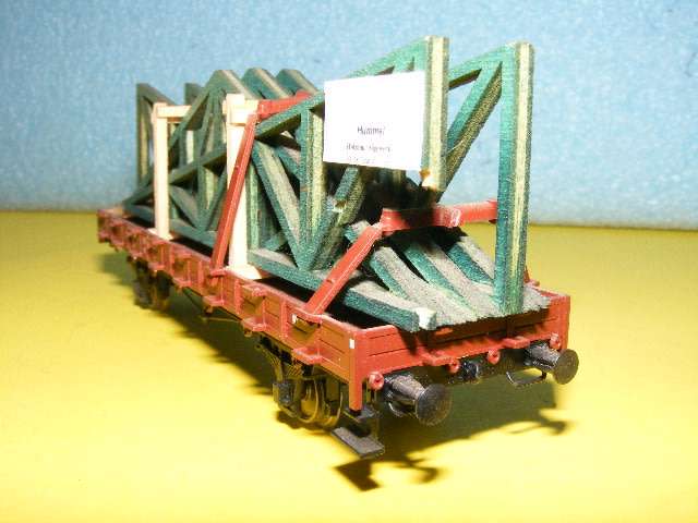 Marklin HO Flatbed with load,