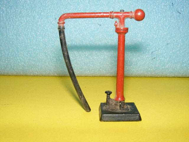 Hornby Dublo OO Watering point,