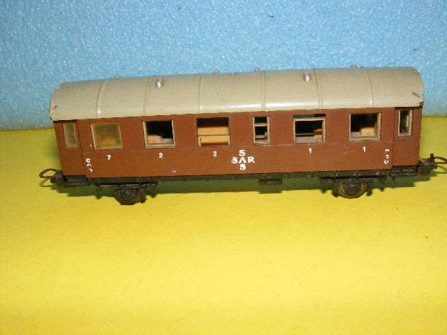 Lima HO SAR/ SAS Passenger Coach,