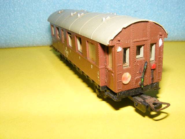 Lima HO SAR/ SAS Passenger Coach,