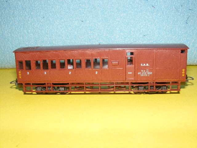 Lima HO SAR/ SAS V8 Guards Van,