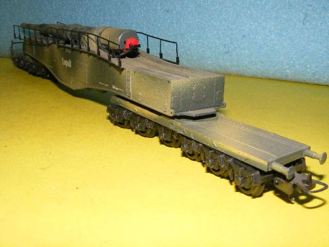 Lima HO Leopold Military Set,