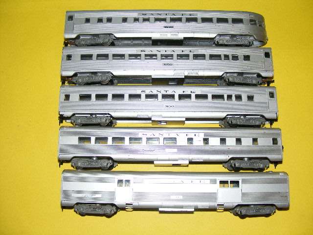 HO Sante-Fe Coach Set