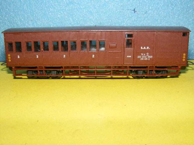 Lima HO SAR/ SAS V8 Guards Van,