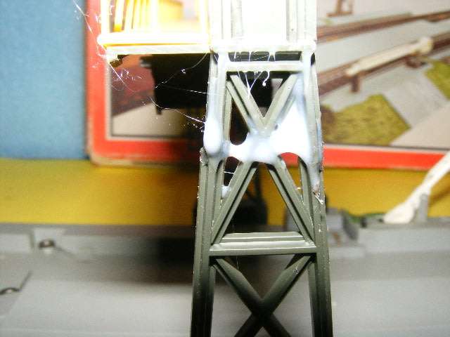 Lima HO Gantry Signal with level crossing (Boxed) - Repaired.