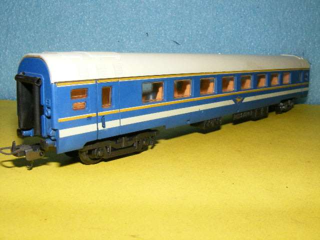 Lima HO SAR/ SAS  Blue Train Passenger Coach,