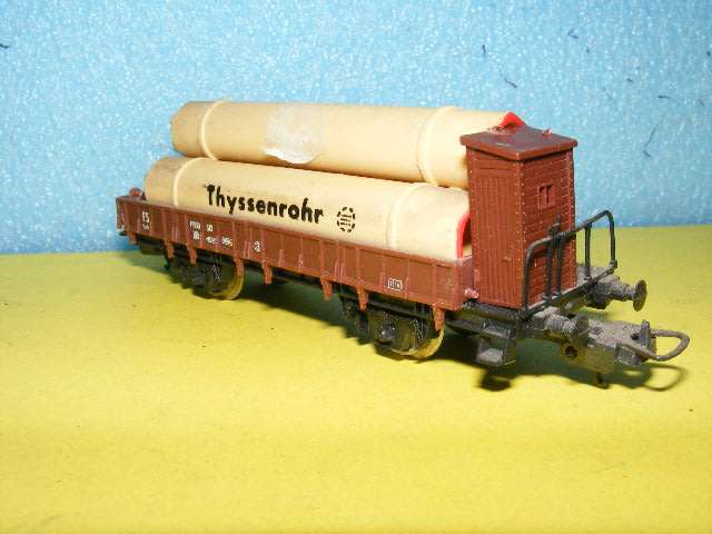 Lima HO Flatbed with load,