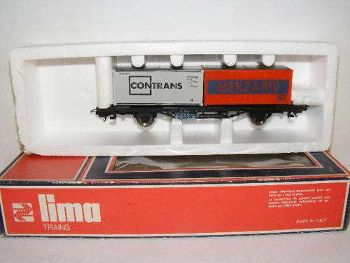 Lima HO Flat Wagon with two containers (Boxed)