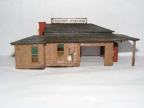 HO Freight Station