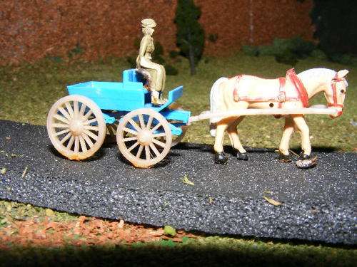 HO Horse drawn cart and Delivery truck.
