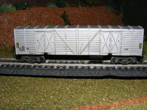 Lima HO SAR/SAS Silver Box Wagon