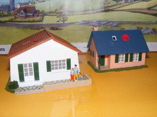 HO House and garden cottage