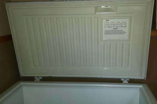300L KIC Chest Freezer *in mint condition*