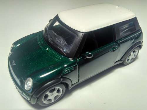 MAISTO MINI COOPER
